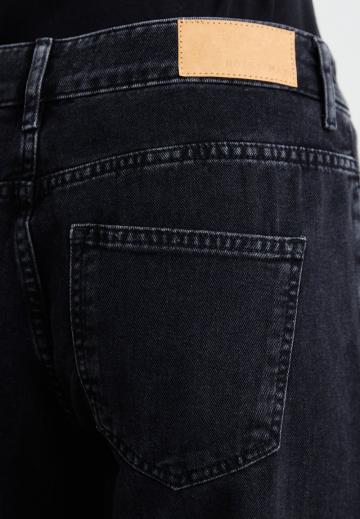 Свободные джинсы