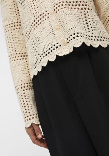 Вязаная кофта