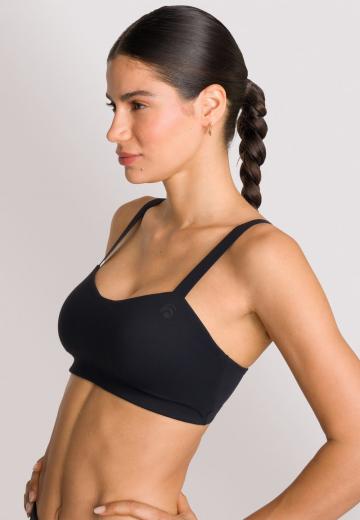 Спортивный бюстгальтер