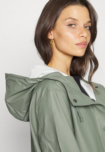 Куртка дождевик