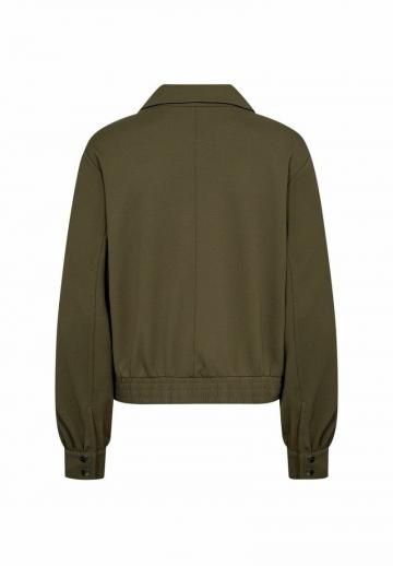 Куртка с накладнымит карманами