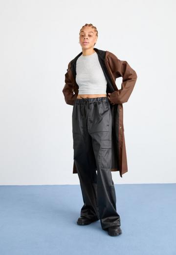 Куртка-дождевик