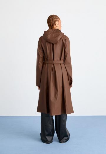 Куртка-дождевик