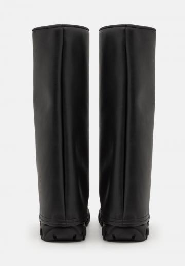 Сапоги на платформе