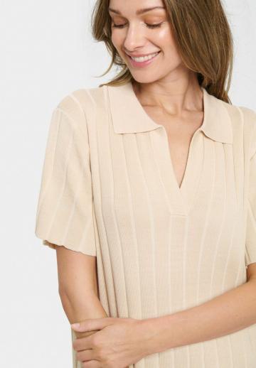 Вязаное платье