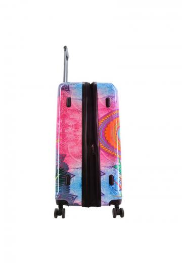 Чемодан на колесах