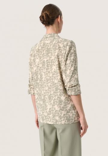 Длинный блейзер