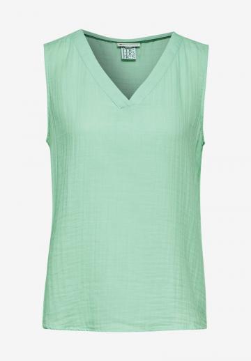 Блузка без рукавов