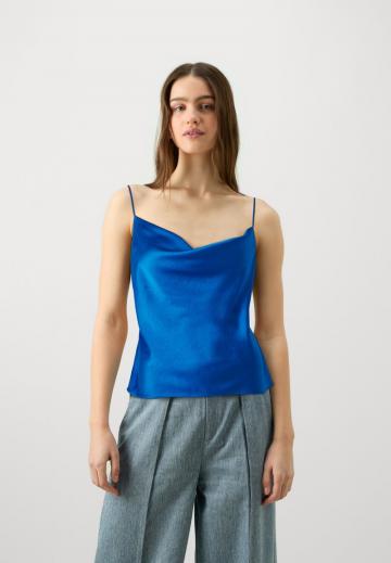 Топ на бретельках