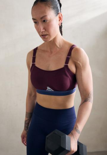 Спортивный бюстгальтер