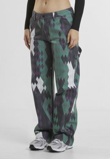 Прямые джинсы