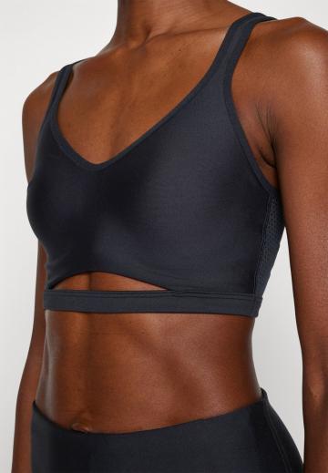 Бюстгальтер без косточек