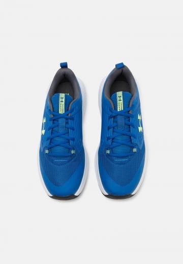 Тренировочные кроссовки