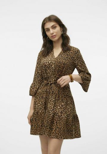 Короткое платье