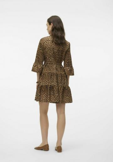 Короткое платье