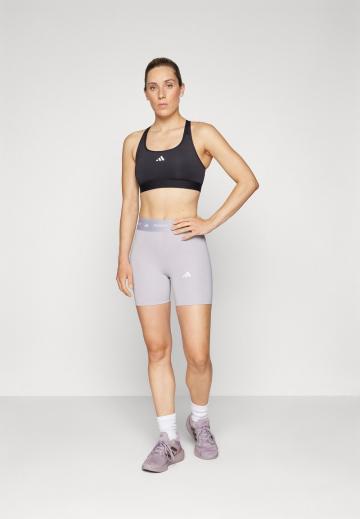 Спортивный бюстгальтер