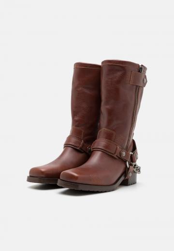 Ковбойские сапоги