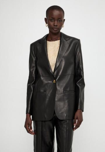 Длинный блейзер