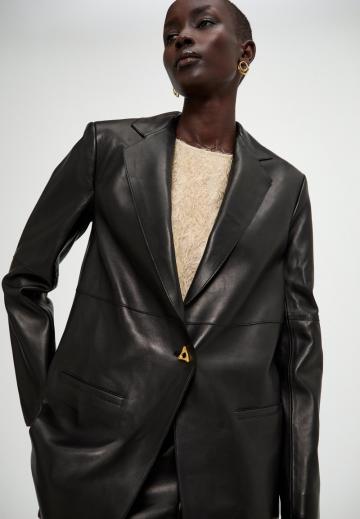 Длинный блейзер