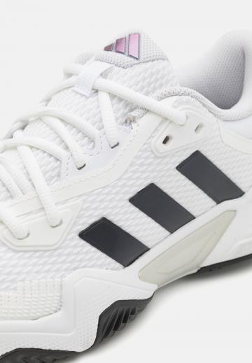 Теннисные кроссовки