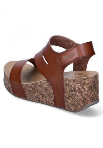 Босоножки на танкетке