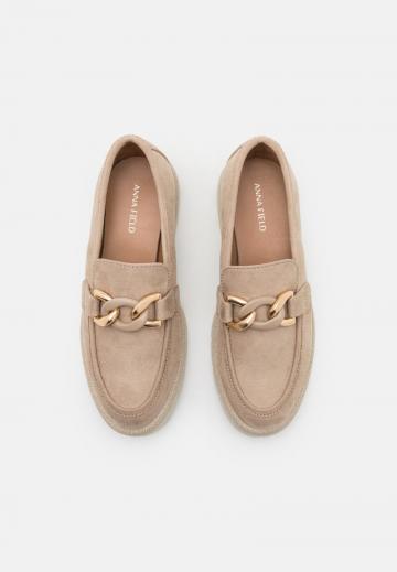 Полуботинки