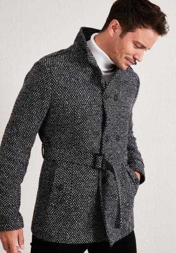 Короткое пальто