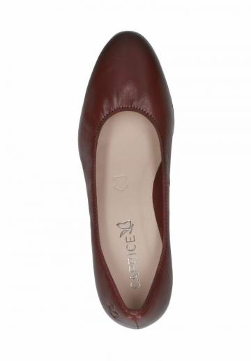 Туфли с высоким носом