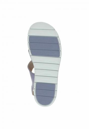 Босоножки на танкетке