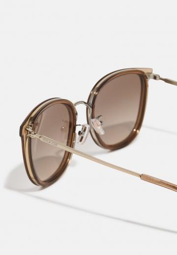 Солнечные очки