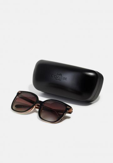 Солнечные очки