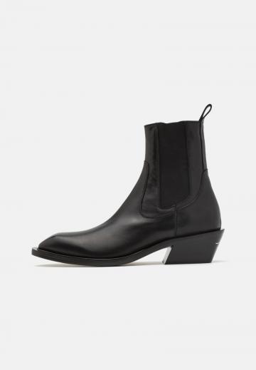 Ботинки челси