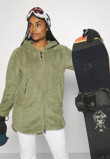 Спортивная куртка