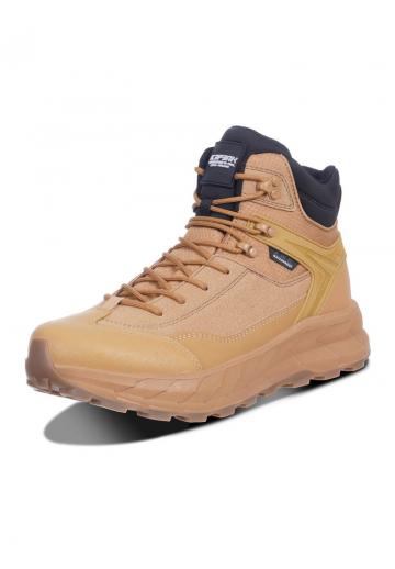 Походные ботинки