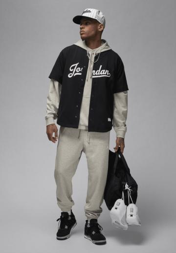 Спортивная кофта