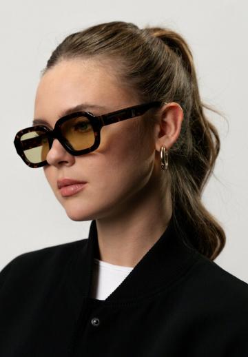 Солнечные очки