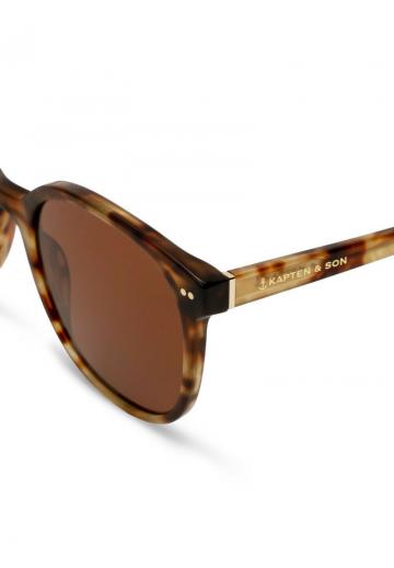 Солнечные очки