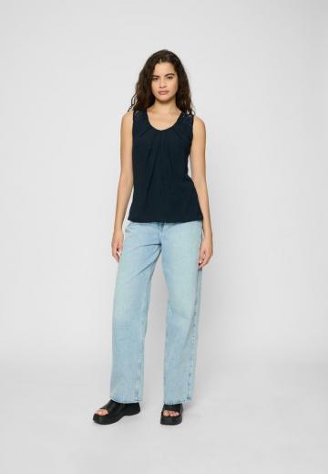 Майка-борцовка