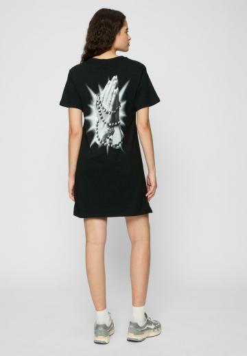 Короткое платье