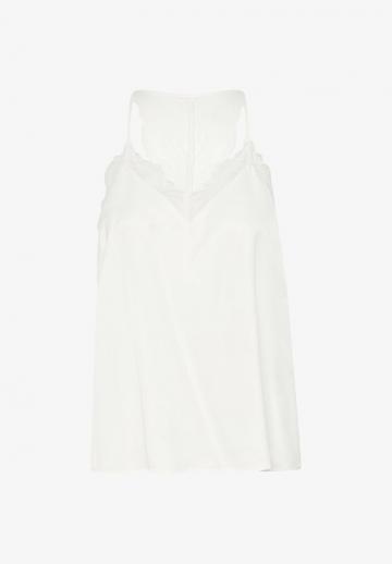 Топ на бретельках