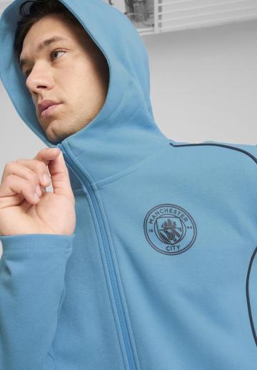 Спортивная кофта