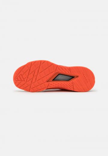 Тренировочные кроссовки