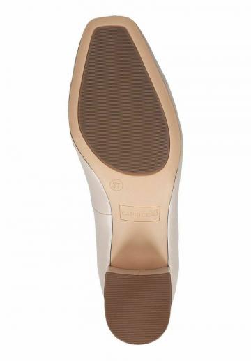 Туфли с высоким носом