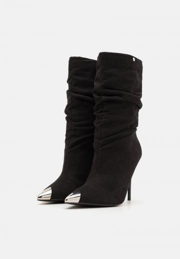 Широкие сапоги