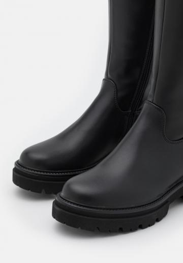 Сапоги на платформе