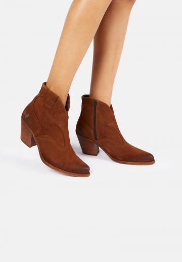 Ковбойские сапоги