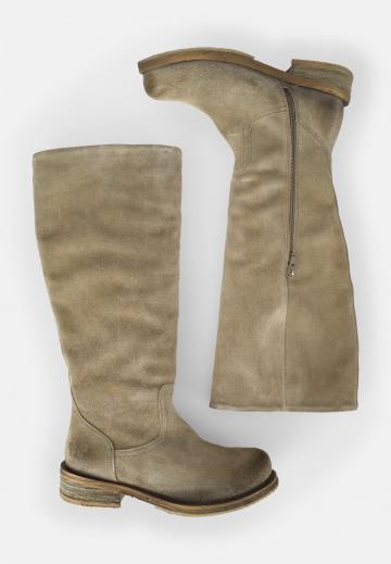 Широкие сапоги