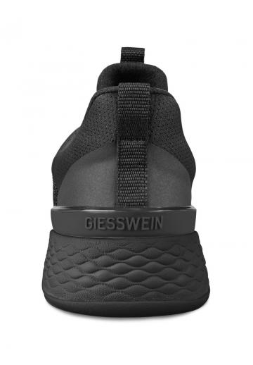 Тренировочные кроссовки