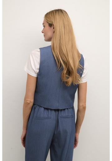 Джинсовая жилетка