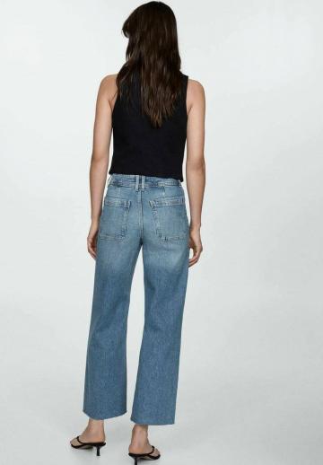 Клешеные джинсы